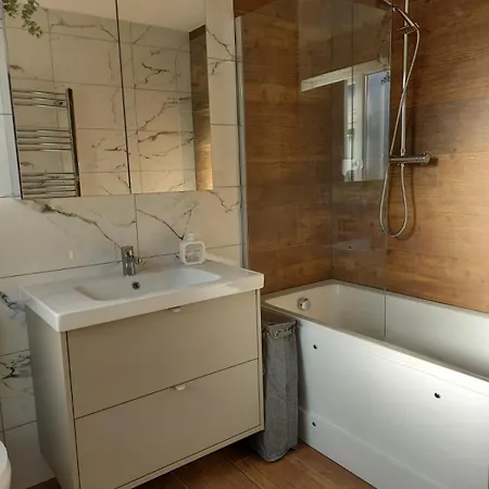 And Away Bed & Breakfast 3*