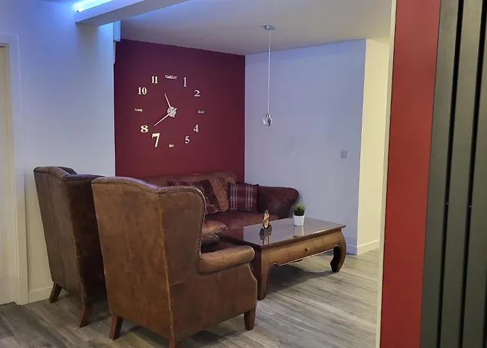 And Away Отель типа 